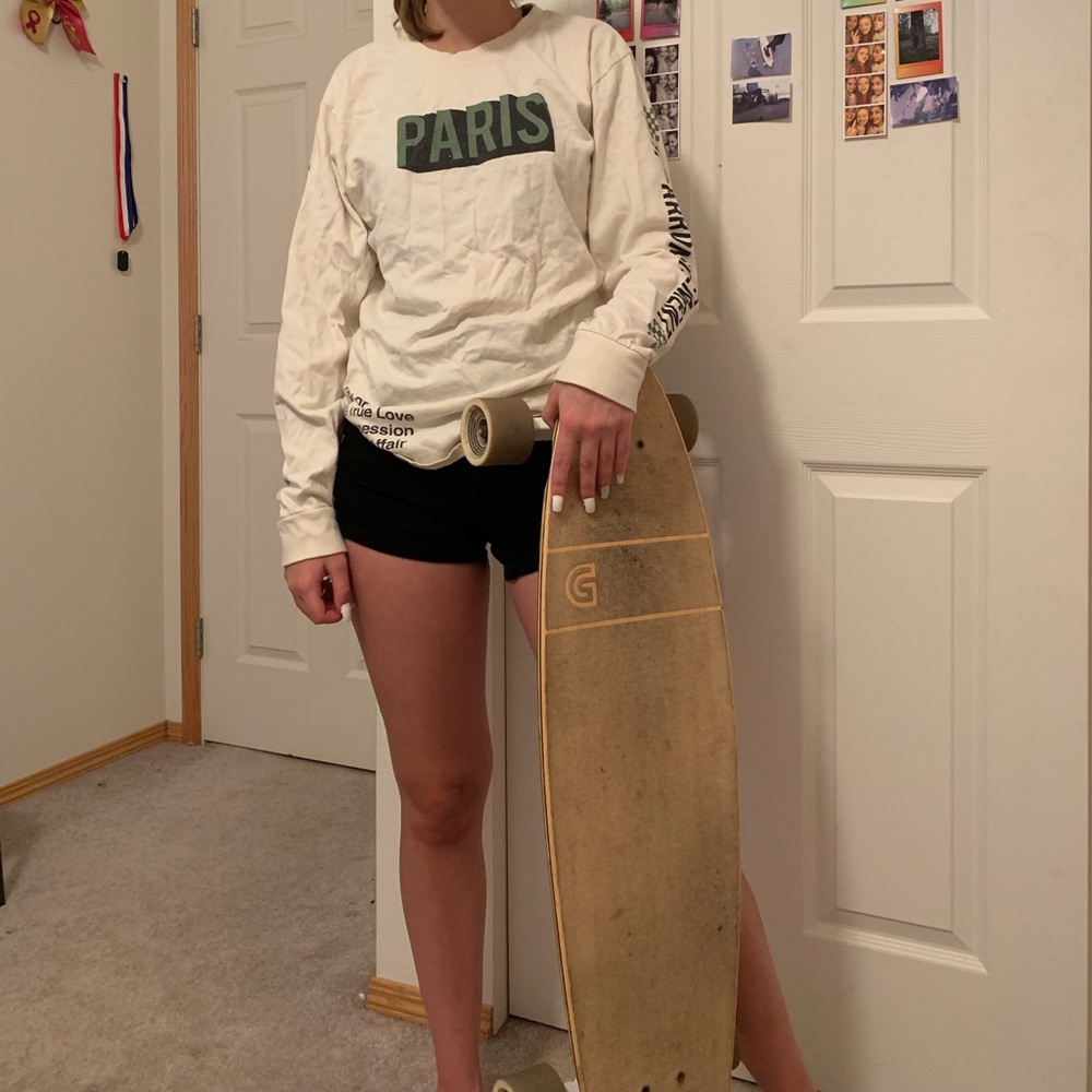 A long sleeve shirt